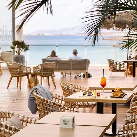 Arrecife Gran Hotel & Spa Exterior foto The beach bar at the hotel