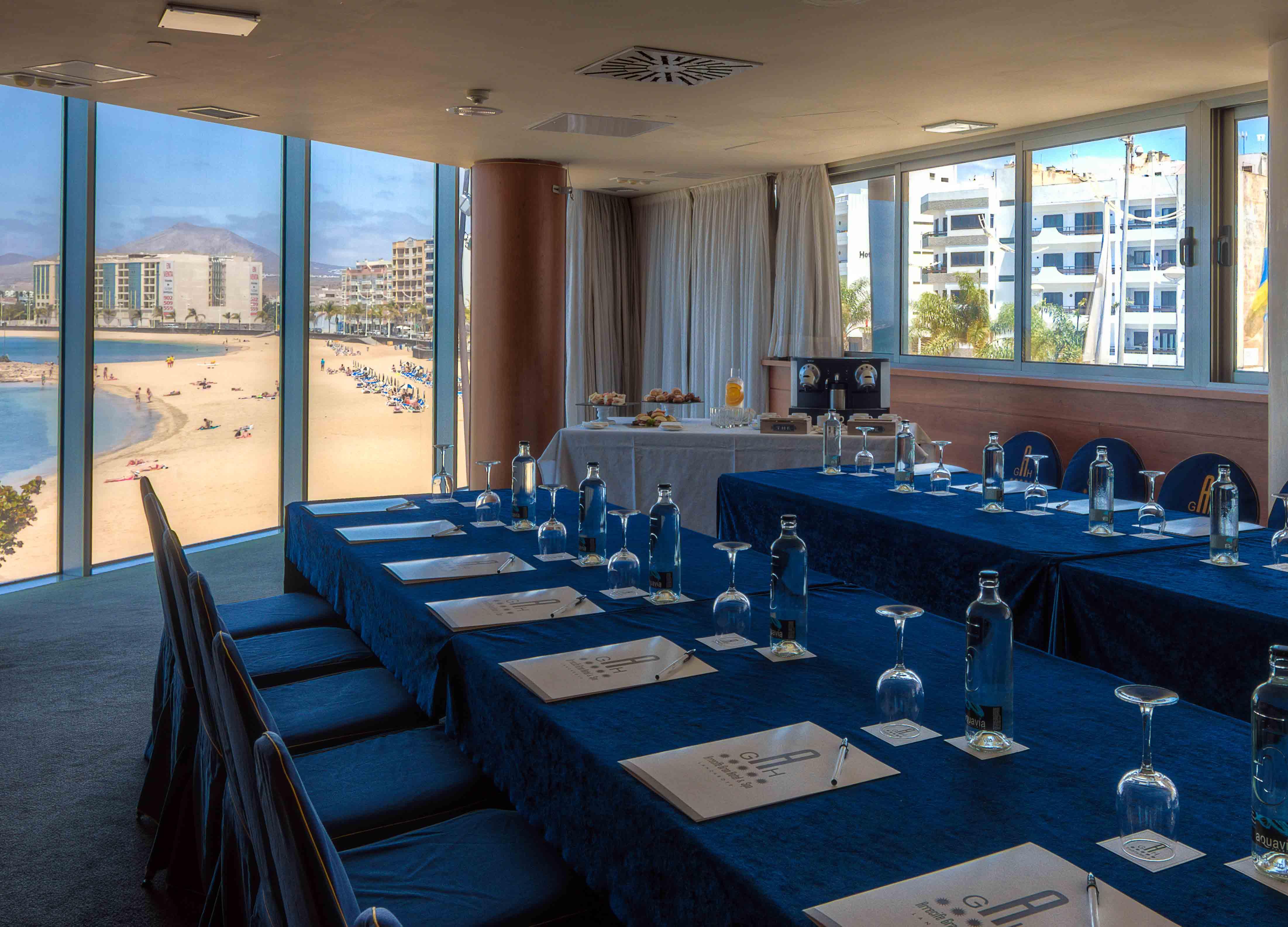 Arrecife Gran Hotel & Spa Exterior foto Meeting room
