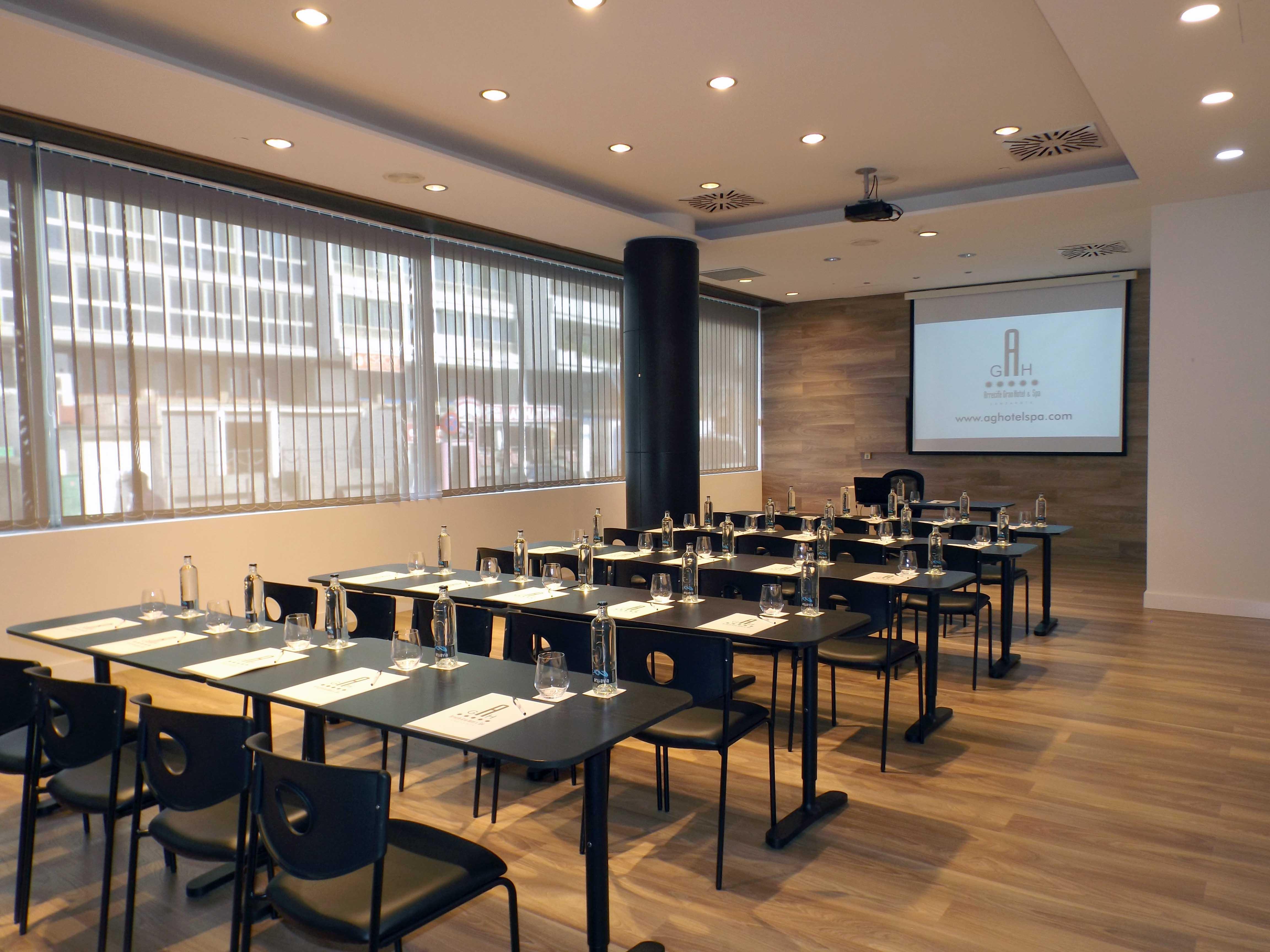 Arrecife Gran Hotel & Spa Exterior foto The Business Club