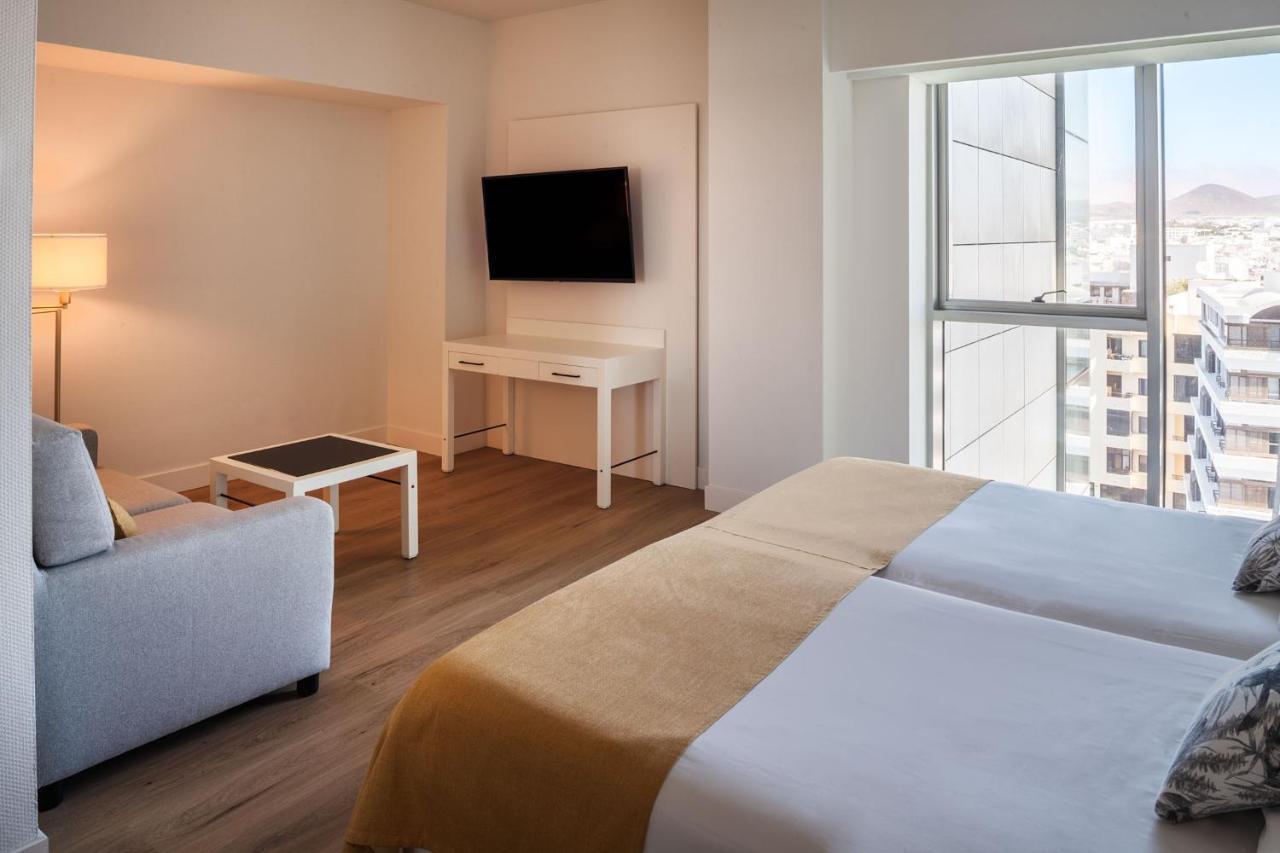 Arrecife Gran Hotel & Spa Exterior foto A room at the hotel